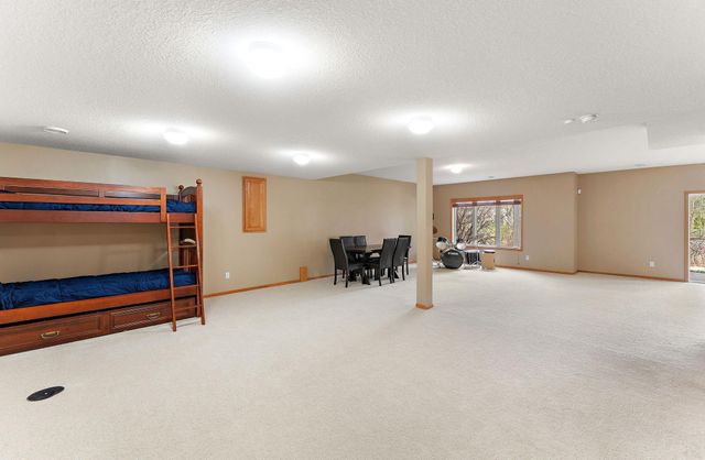 9677 Jonathan Lane, Eden Prairie, MN 55347