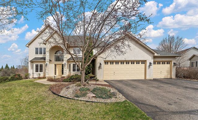 9677 Jonathan Lane, Eden Prairie, MN 55347