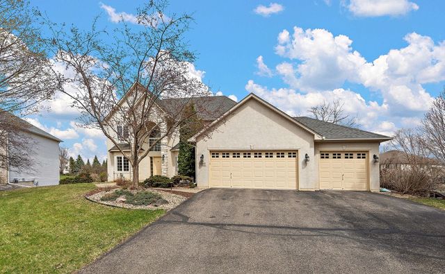 9677 Jonathan Lane, Eden Prairie, MN 55347