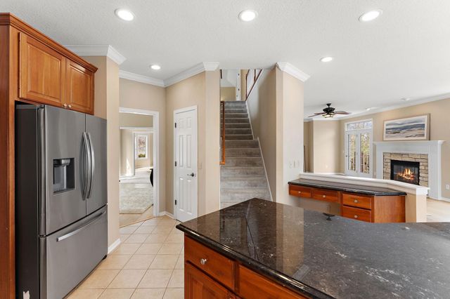 9677 Jonathan Lane, Eden Prairie, MN 55347