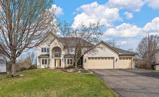9677 Jonathan Lane, Eden Prairie, MN 55347