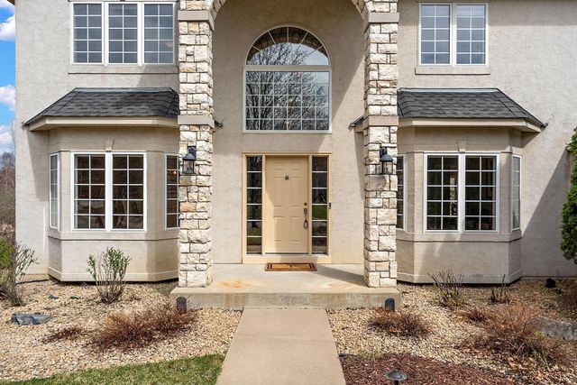 9677 Jonathan Lane, Eden Prairie, MN 55347