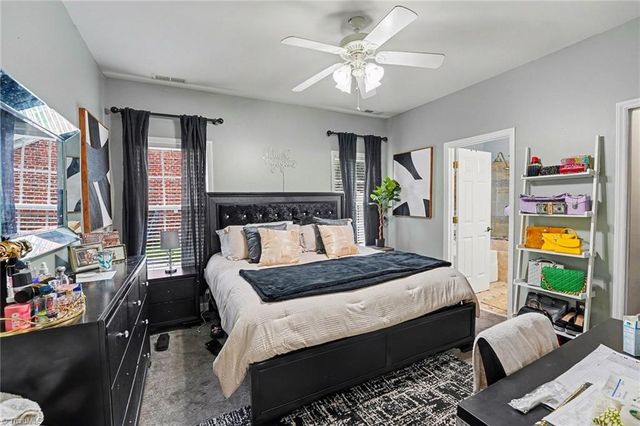 115 Stillmere Court, Winston-salem, NC 27101