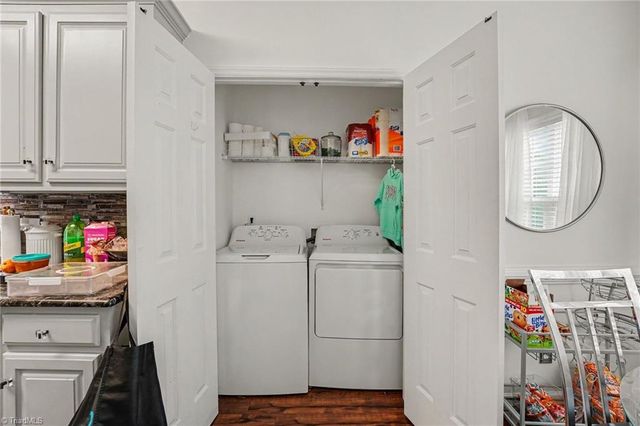 115 Stillmere Court, Winston-salem, NC 27101