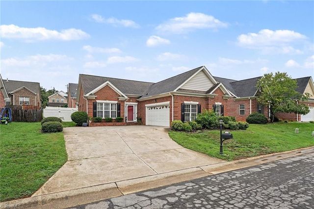 115 Stillmere Court, Winston-salem, NC 27101