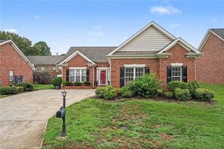 115 Stillmere Court, Winston-salem, NC 27101