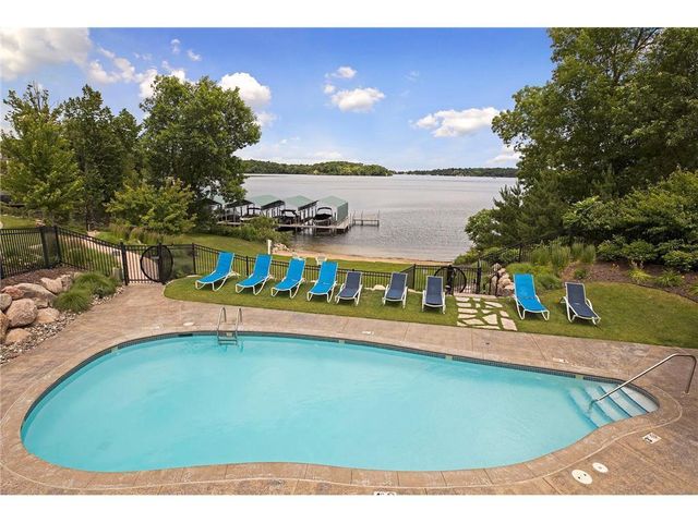 4720 Palmer Court, Minnetrista, MN 55331