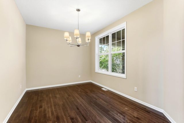 4720 Palmer Court, Minnetrista, MN 55331