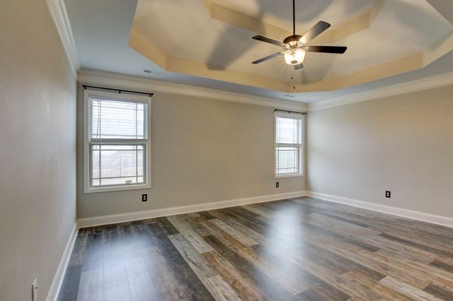 1329 Sussex Dr, Clarksville, TN 37042