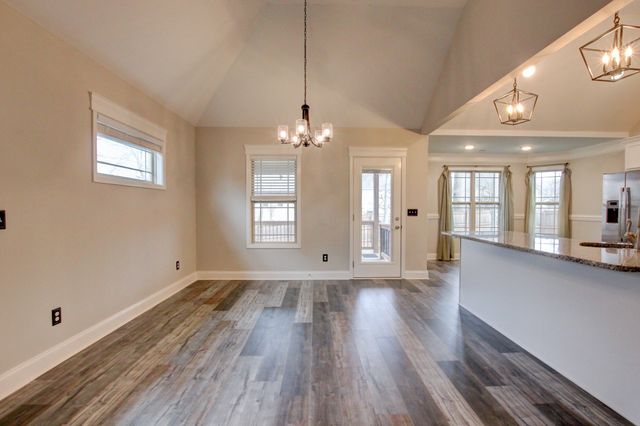 1329 Sussex Dr, Clarksville, TN 37042