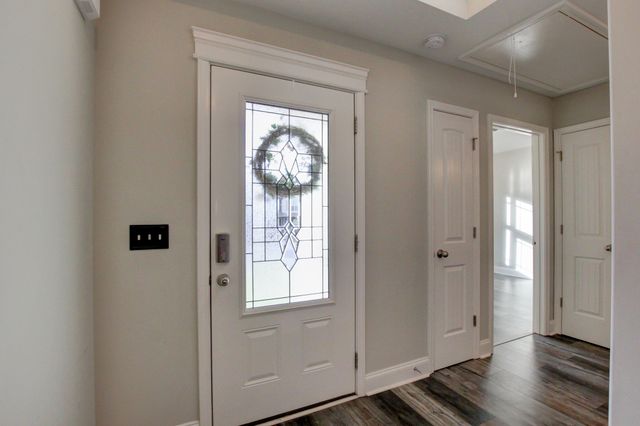 1329 Sussex Dr, Clarksville, TN 37042