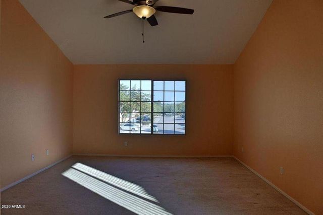 300 N BULLMOOSE Drive, Chandler, AZ 85224
