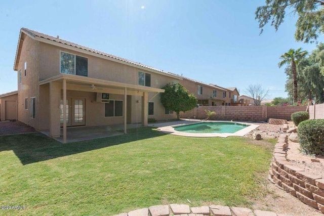 300 N BULLMOOSE Drive, Chandler, AZ 85224
