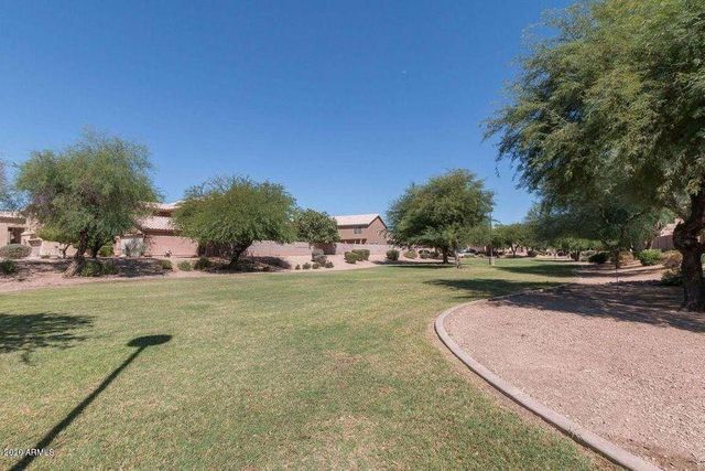 300 N BULLMOOSE Drive, Chandler, AZ 85224