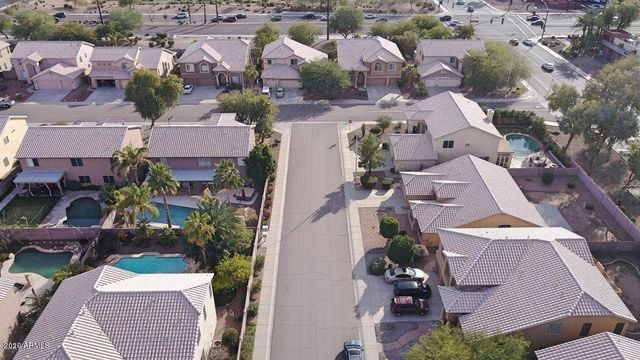 300 N BULLMOOSE Drive, Chandler, AZ 85224