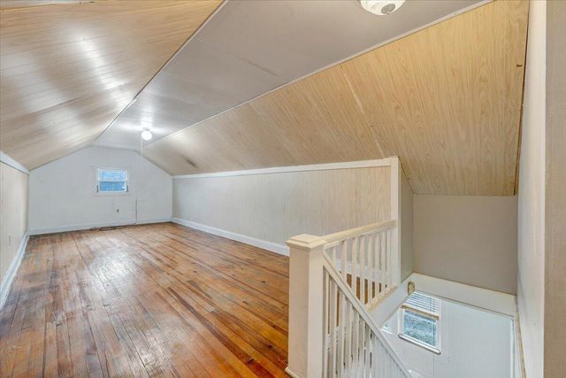 E 234 E Parrish ST, Covington, VA 24426