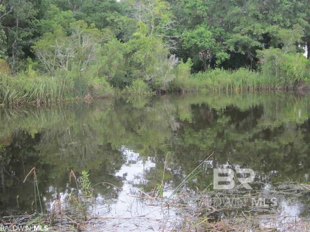 6803 Traylor Lane, Gulf Shores, AL 36542