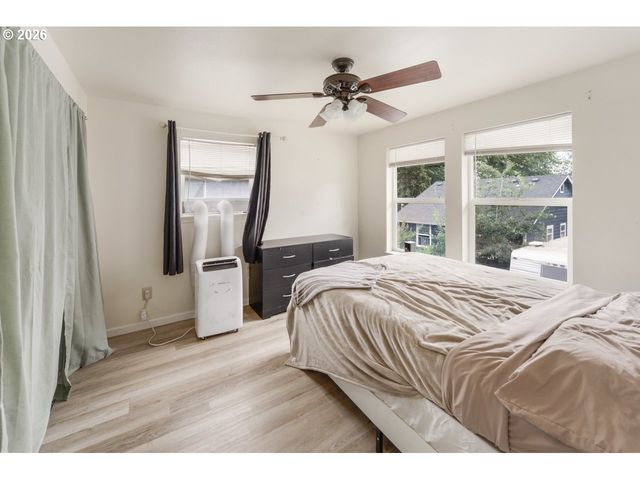 3214 CORALY Ave, Eugene, OR 97402