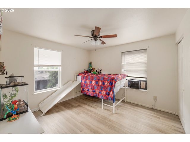 3214 CORALY Ave, Eugene, OR 97402