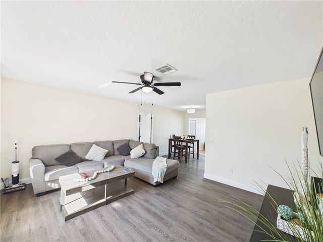 1038 Persian Lane, Sebastian, FL 32958