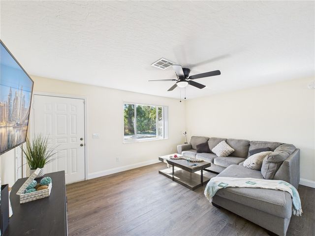 1038 Persian Lane, Sebastian, FL 32958