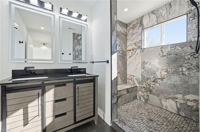 1124 25th ST, Newport News, VA 23607