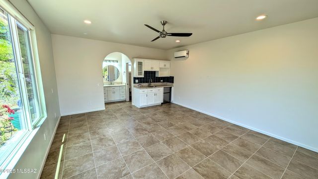 37248 S Golf Course Drive, Tucson, AZ 85739