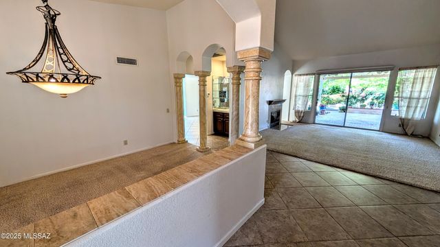 37248 S Golf Course Drive, Tucson, AZ 85739