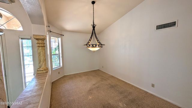 37248 S Golf Course Drive, Tucson, AZ 85739
