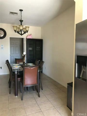 178 W Paramount, Azusa, CA 91702