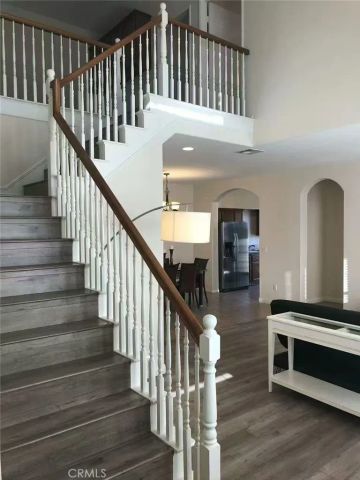 178 W Paramount, Azusa, CA 91702