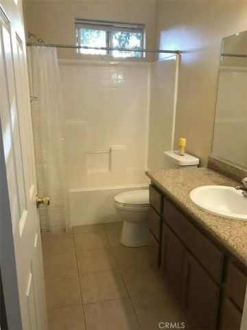 178 W Paramount, Azusa, CA 91702