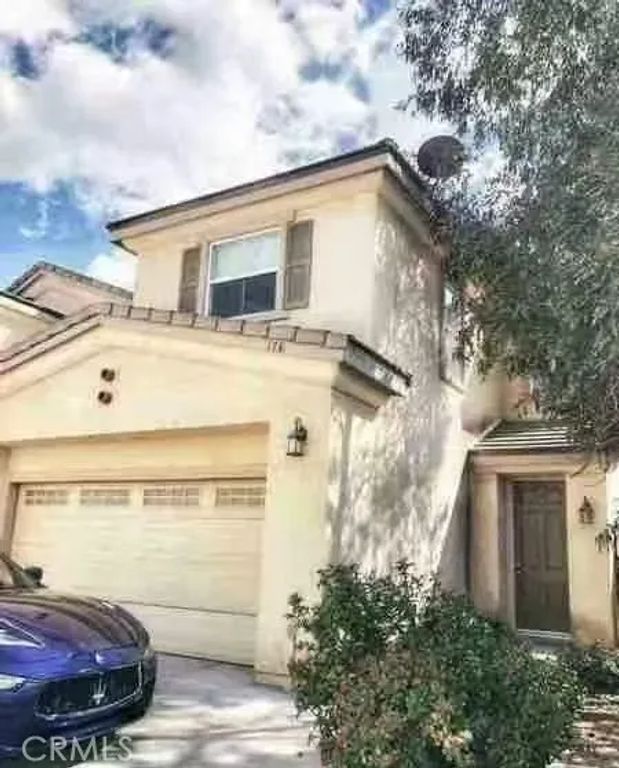 178 W Paramount, Azusa, CA 91702