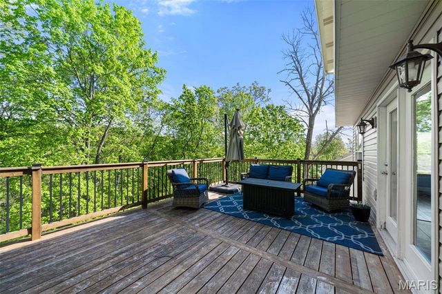 6117 Courtney Way, Imperial, MO 63052