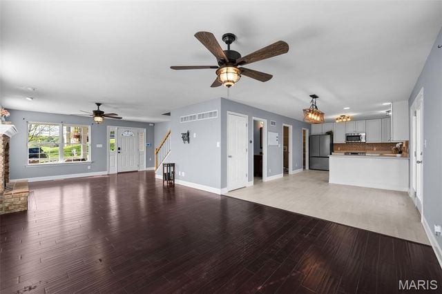 6117 Courtney Way, Imperial, MO 63052