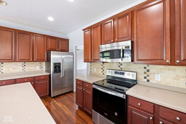 12997 Bartlett Drive, Fishers, IN 46037