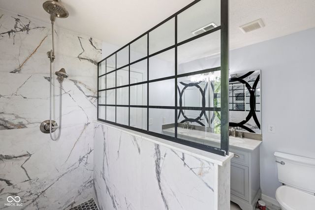 12997 Bartlett Drive, Fishers, IN 46037