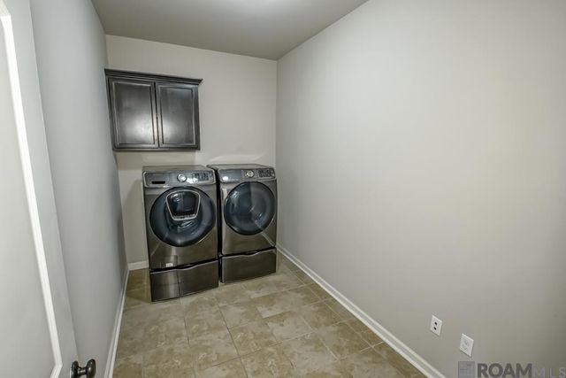 42453 Harborstone Ave, Prairieville, LA 70769