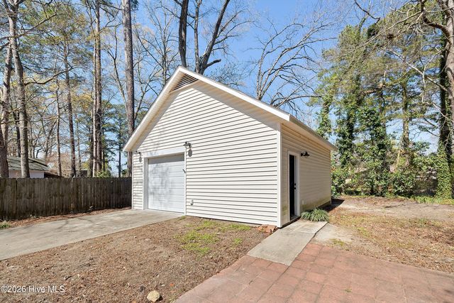 1716 Ridgeway Street W, Wilson, NC 27893