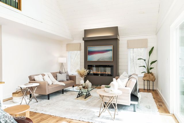 928 Ditney Way, Sevierville, TN 37876