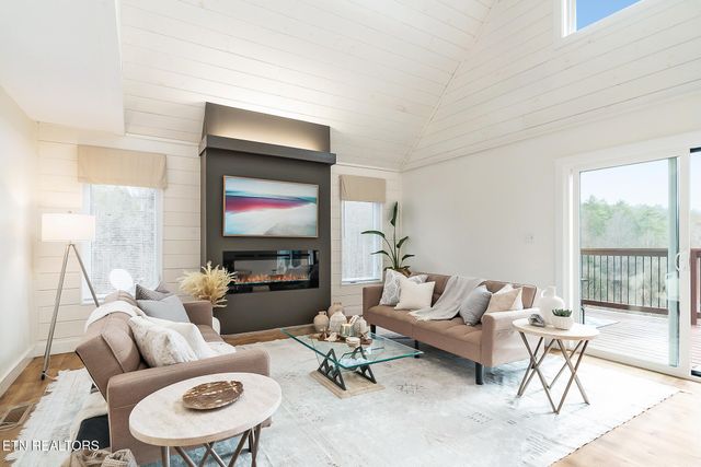 928 Ditney Way, Sevierville, TN 37876