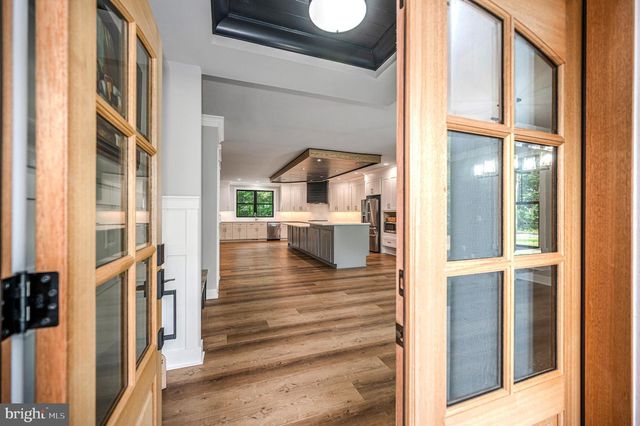 3200 LAKEVIEW PKWY, Locust Grove, VA 22508