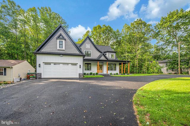 3200 LAKEVIEW PKWY, Locust Grove, VA 22508