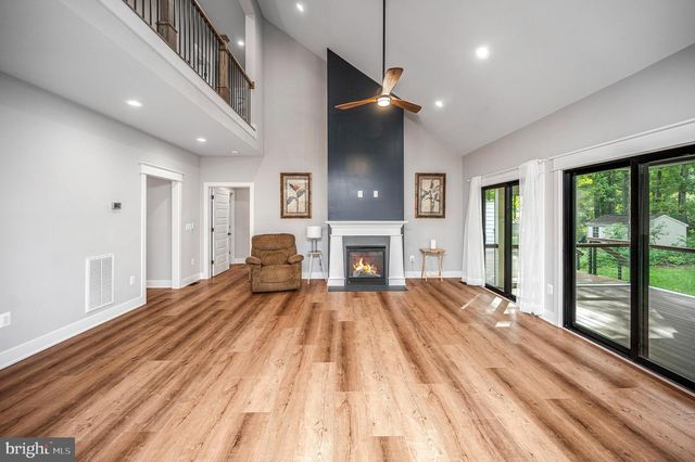 3200 LAKEVIEW PKWY, Locust Grove, VA 22508