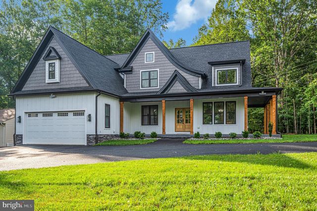 3200 LAKEVIEW PKWY, Locust Grove, VA 22508