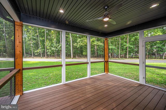3200 LAKEVIEW PKWY, Locust Grove, VA 22508