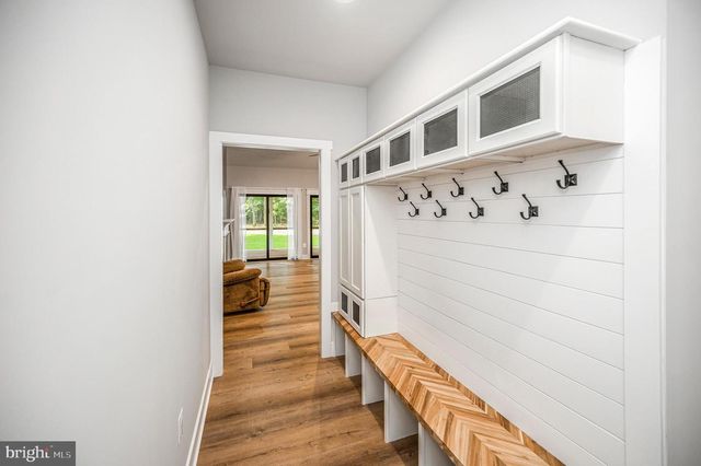 3200 LAKEVIEW PKWY, Locust Grove, VA 22508