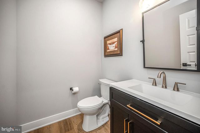 3200 LAKEVIEW PKWY, Locust Grove, VA 22508