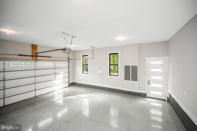 3200 LAKEVIEW PKWY, Locust Grove, VA 22508