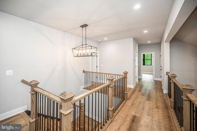 3200 LAKEVIEW PKWY, Locust Grove, VA 22508